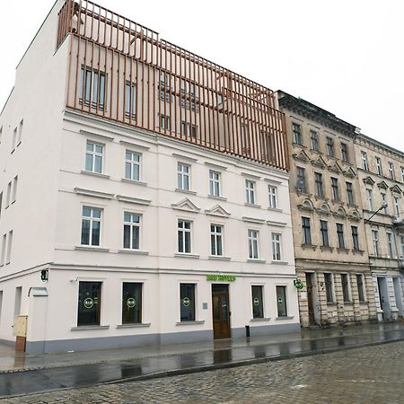 לז'נו B&B Hotel Leszno מראה חיצוני תמונה